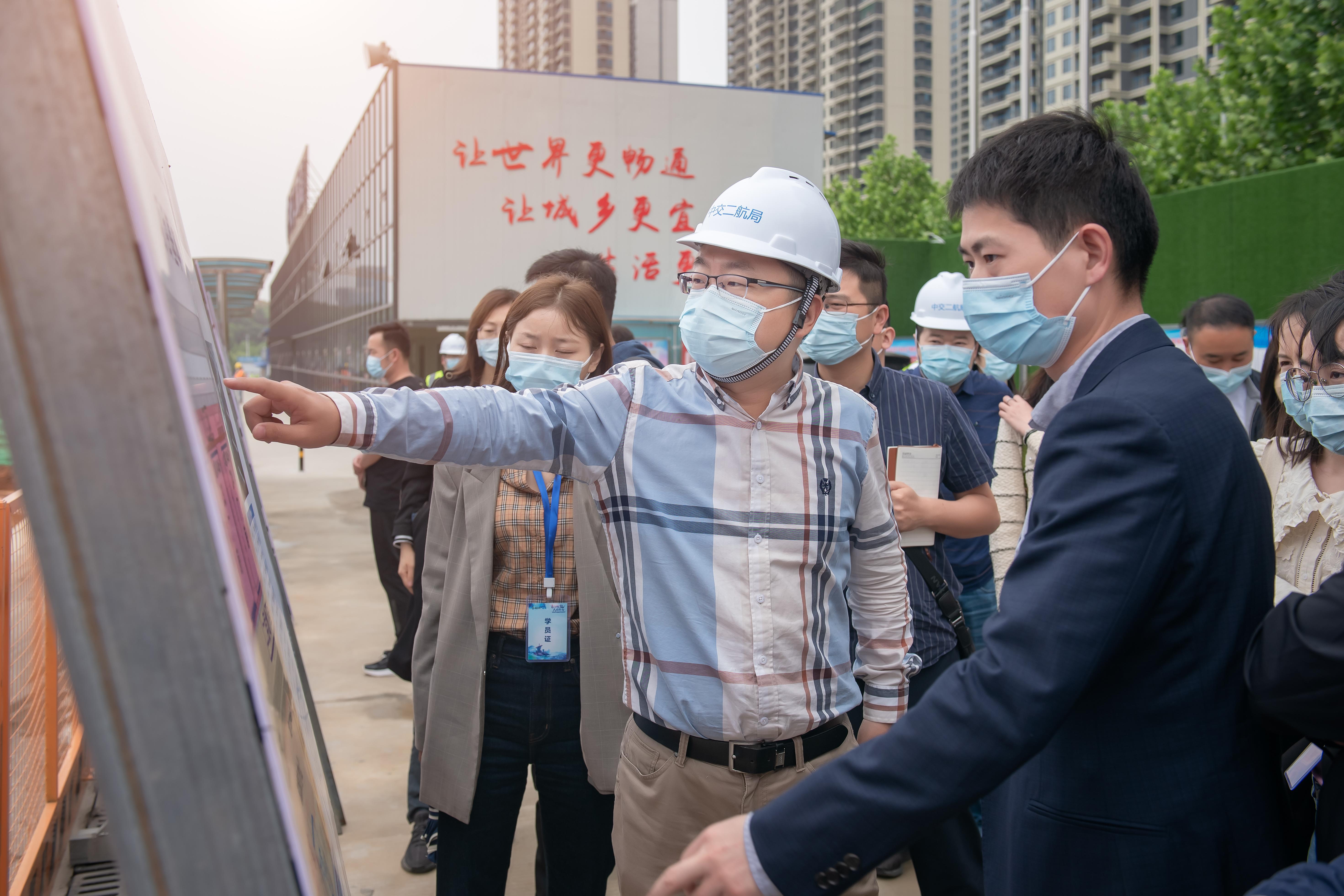 生物創(chuàng)新園二期 胡皜.jpg